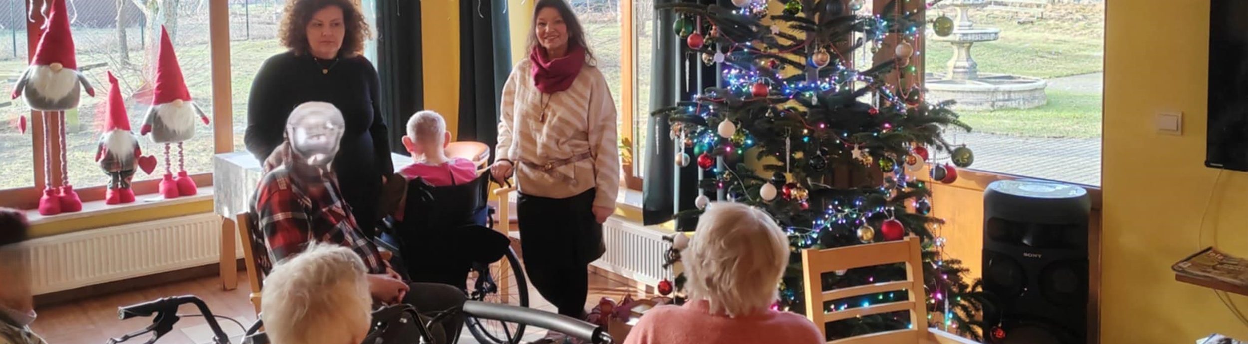 TUŻ PRZED WIGILIĄ...