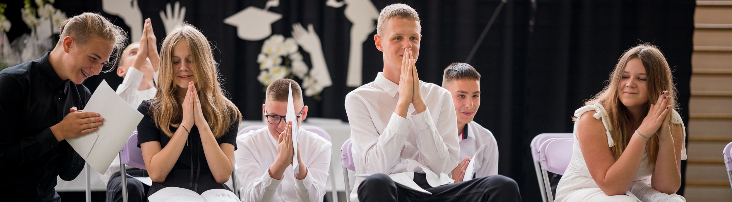 POŻEGNALIŚMY ÓSMOKLASISTÓW