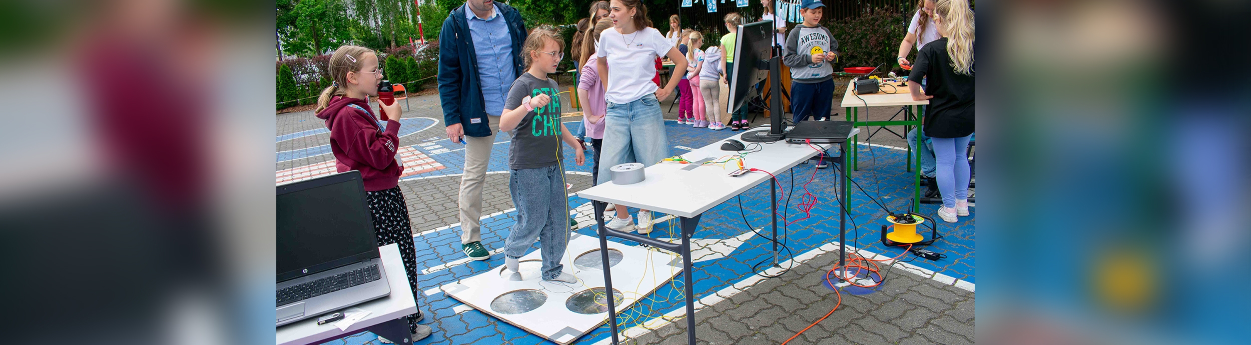 STEM I CYJANOTYPIA NA DNIU DZIECKA