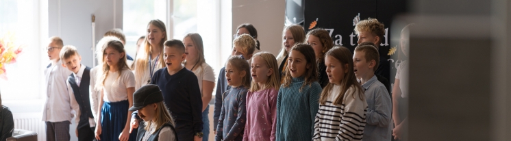 RADOSNE OBCHODY DNIA EDUKACJI NARODOWEJ W NASZEJ SZKOLE