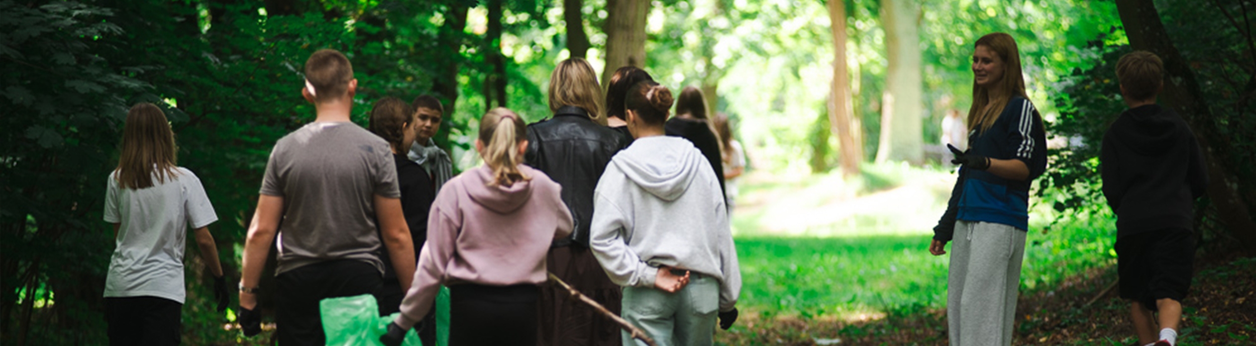 POSPRZĄTALIŚMY NASZĄ OKOLICĘ