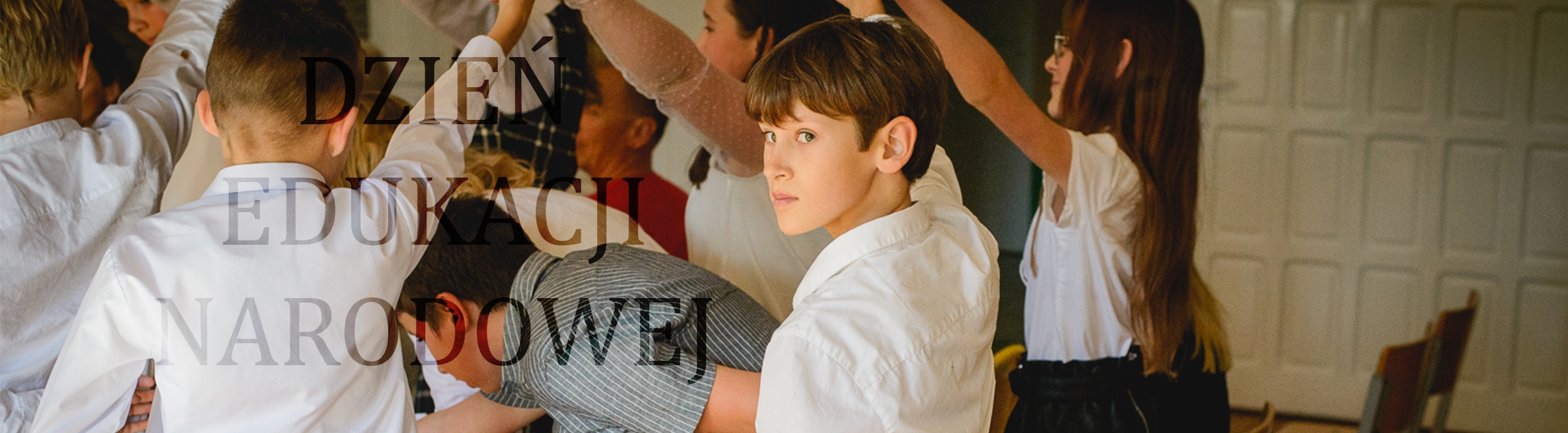 POLONEZ I RADA PEDAGOGICZNA NA WESOŁO- DZIEŃ EDUKACJI NARODOWEJ 2022
